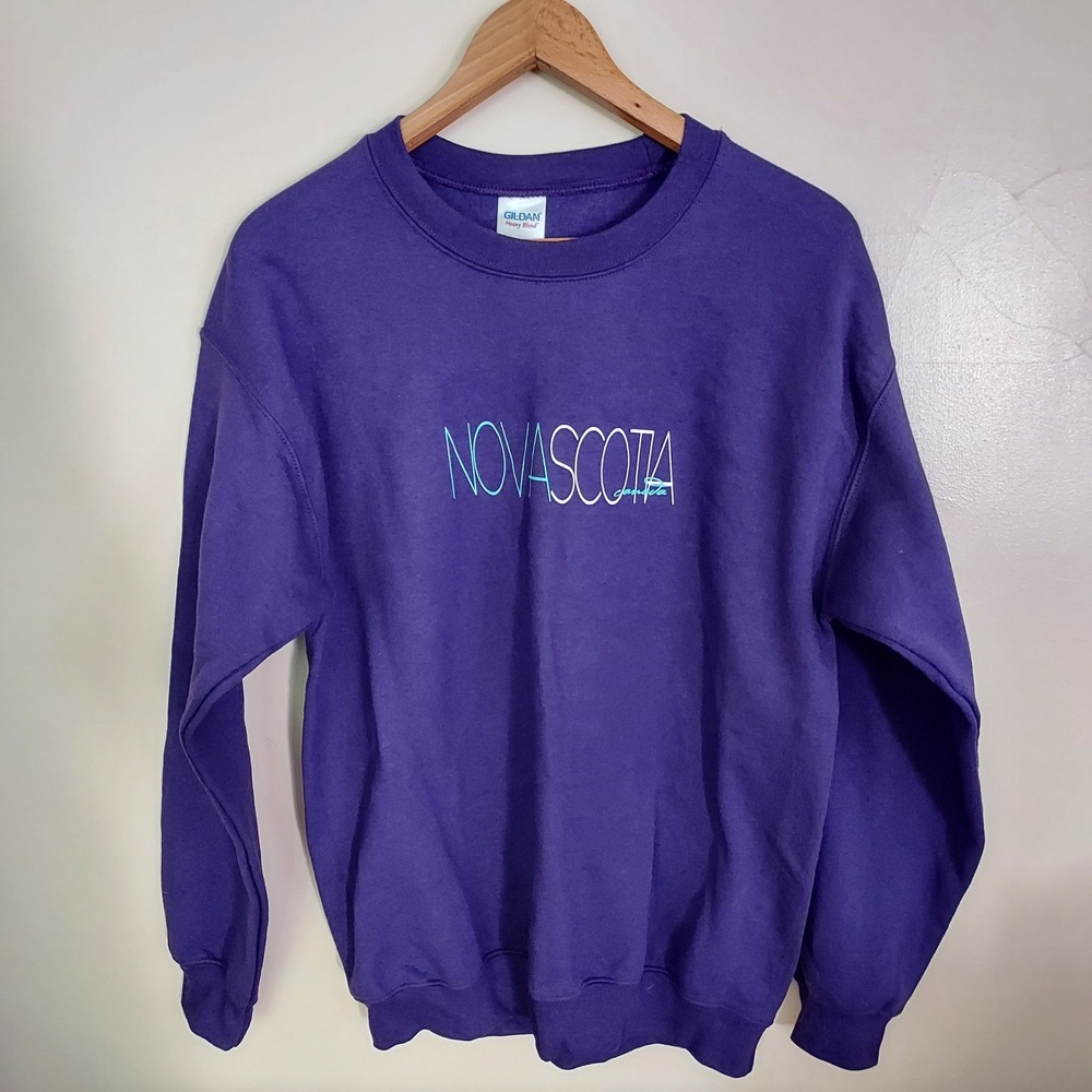 Gildan Heavy Blend Nova Scotia Canada Purple Crewneck Sweatshirt Souvenir M
